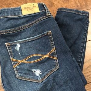 High rise Abercrombie super skinny jeans!